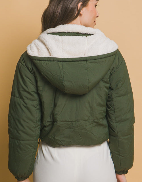 Load image into Gallery viewer, Love Tree Zip Up Cropped Hooded Sherpa Reversible Jacket

