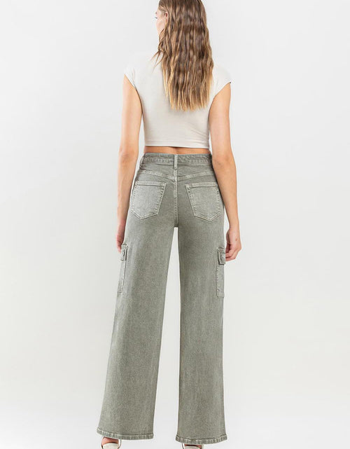 Load image into Gallery viewer, Vervet by Flying Monkey 90's Super High Rise Cargo Jeans
