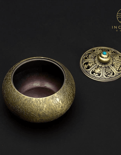 Load image into Gallery viewer, Alloy Retro Incense Holder by incenseocean
