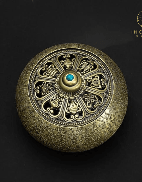 Load image into Gallery viewer, Alloy Retro Incense Holder by incenseocean
