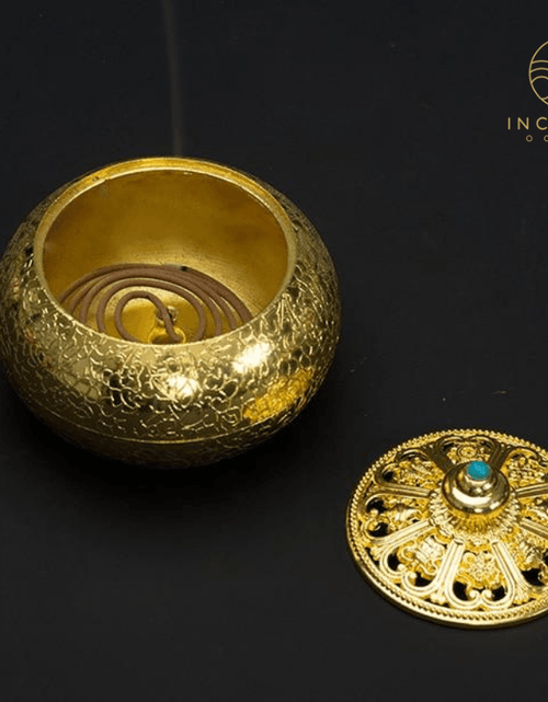 Load image into Gallery viewer, Alloy Retro Incense Holder by incenseocean
