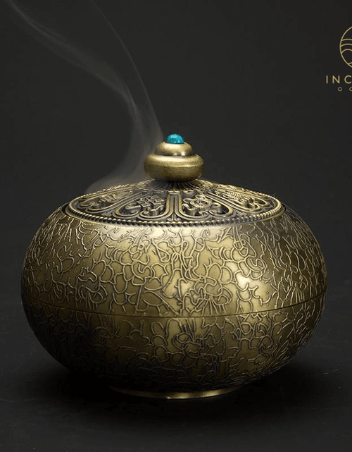 Load image into Gallery viewer, Alloy Retro Incense Holder by incenseocean
