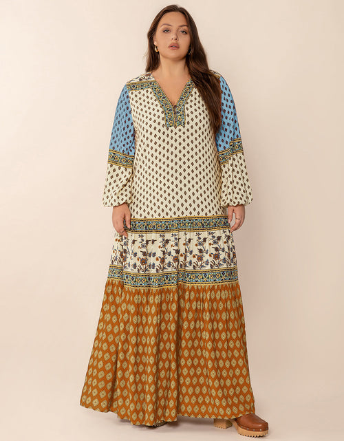 Load image into Gallery viewer, Plus Size Printed V-Neck Balloon Sleeve Maxi Dress
