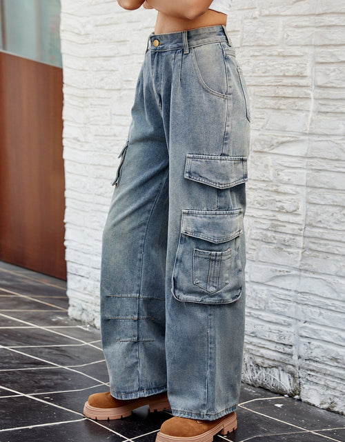 Load image into Gallery viewer, Washed Jeans with Pockets
