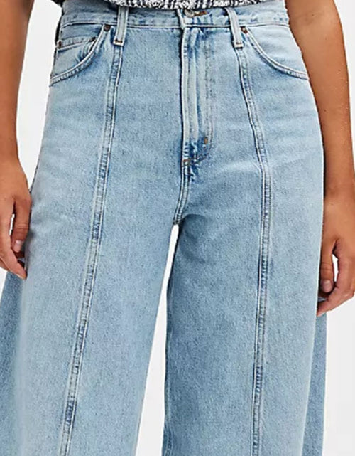 Load image into Gallery viewer, Wide Leg Jeans with Pockets
