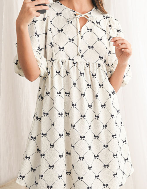 Load image into Gallery viewer, Bow Print Tie Neck Half Sleeve Dress
