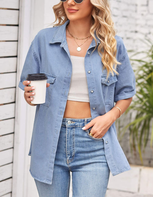 Load image into Gallery viewer, Collared Neck Short Sleeve Denim Jacket

