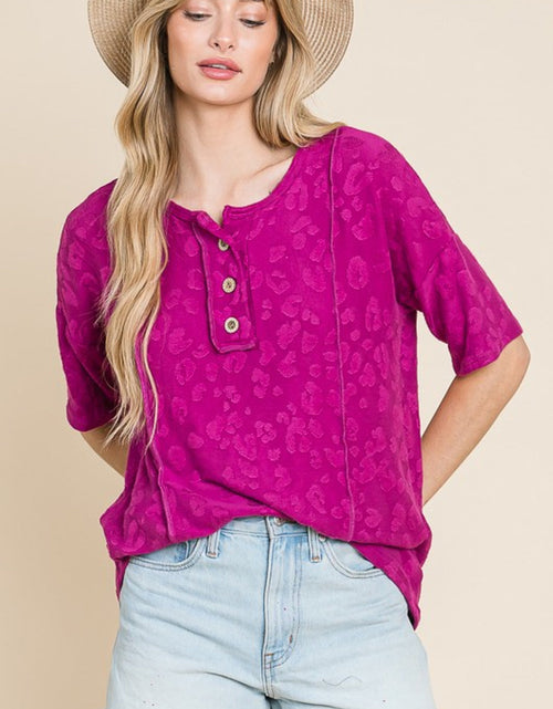 Load image into Gallery viewer, BOMBOM At The Fair Animal Textured Top
