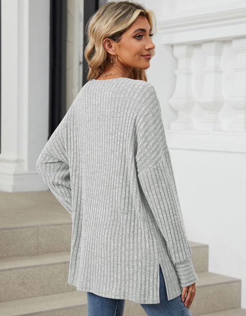 Load image into Gallery viewer, Ribbed Round Neck Long Sleeve T-Shirt
