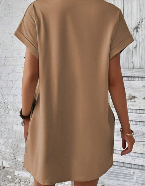Load image into Gallery viewer, Pocketed Round Neck Short Sleeve Dress
