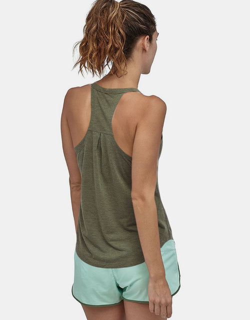 Load image into Gallery viewer, Scoop Neck Active Tank
