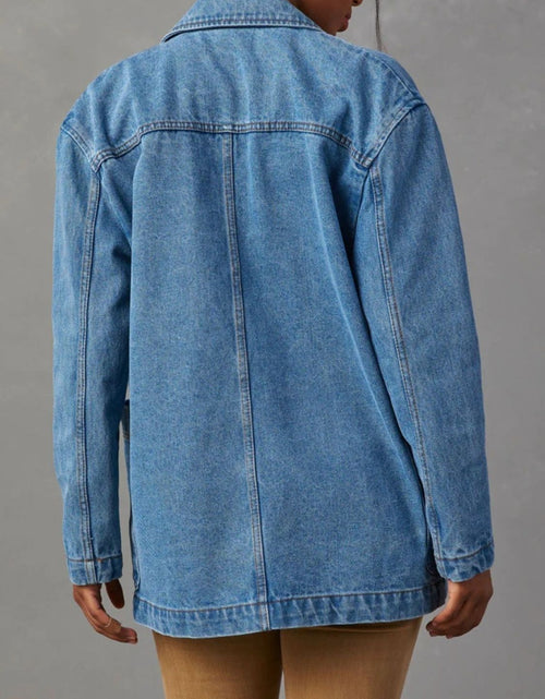 Load image into Gallery viewer, Pocketed Lapel Collar Long Sleeve Denim Jacket
