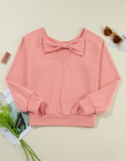 Load image into Gallery viewer, Bow Round Neck Long Sleeve Sweatshirt

