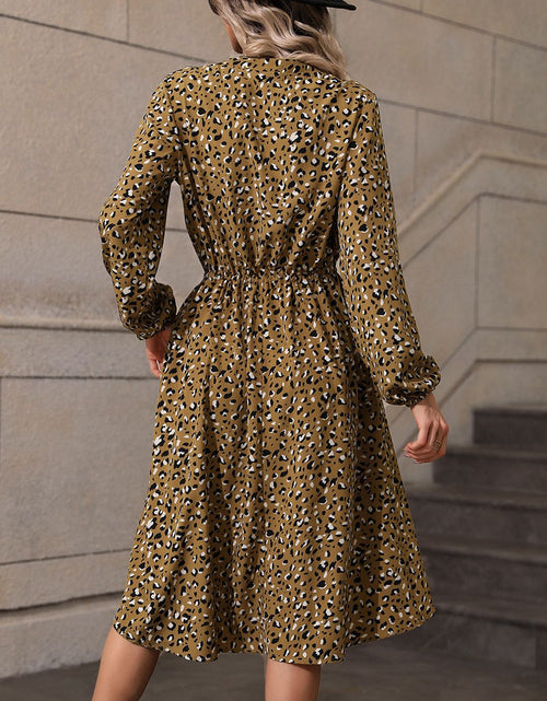 Load image into Gallery viewer, Honey Printed Long Sleeve Midi Dress
