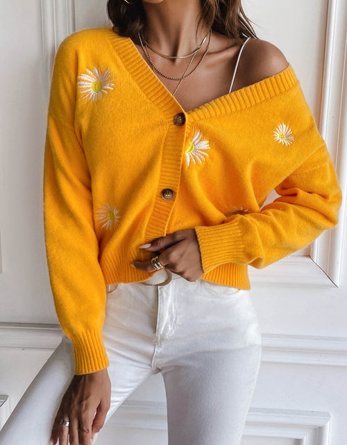 Load image into Gallery viewer, Floral Button Up Cardigan
