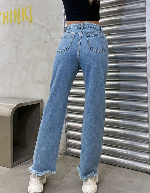 Load image into Gallery viewer, Raw Hem Jeans with Pockets

