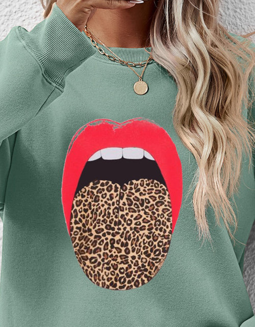 Load image into Gallery viewer, Leopard Lip Graphic Round Neck Sweatshirt
