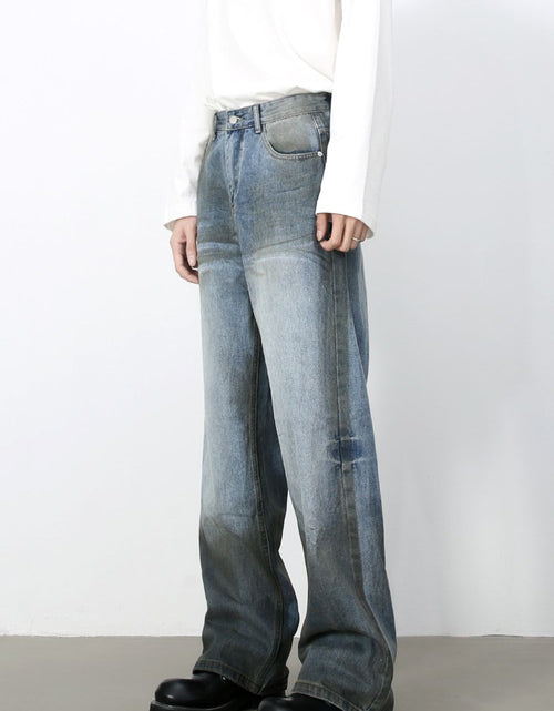 Load image into Gallery viewer, Men's Loose Jeans with Pockets
