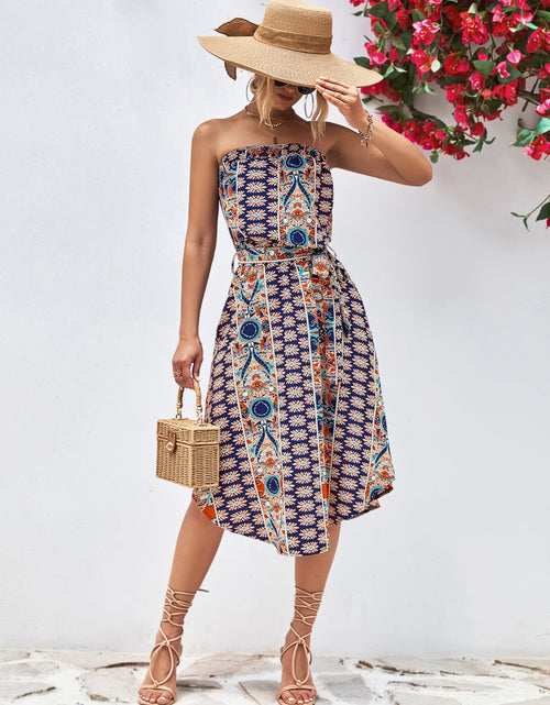 Load image into Gallery viewer, Printed Strapless Tie Belt Dress

