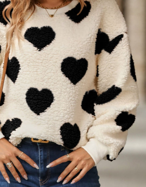 Load image into Gallery viewer, Fuzzy Heart Dropped Shoulder Sweatshirt
