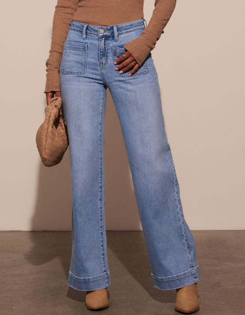 Load image into Gallery viewer, High Rise Front Pocket Patch Wide Leg Jeans
