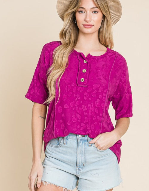 Load image into Gallery viewer, BOMBOM At The Fair Animal Textured Top
