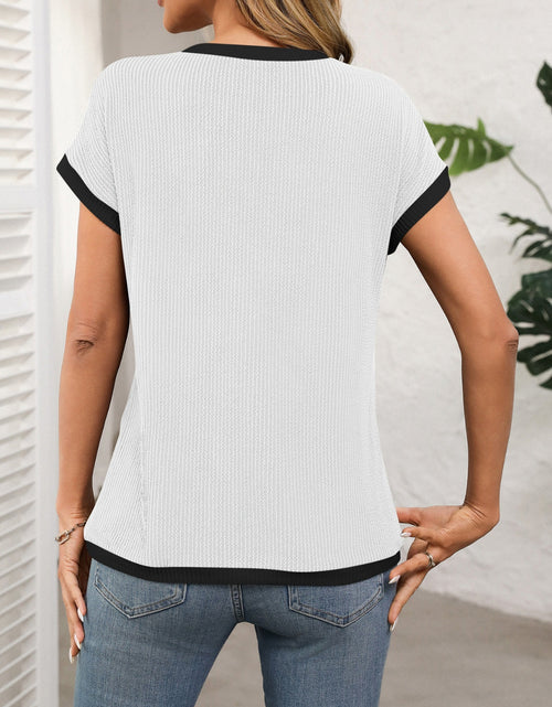 Load image into Gallery viewer, Contrast Trim Round Neck Short Sleeve T-Shirt
