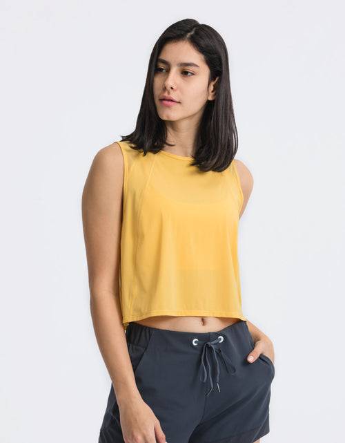 Load image into Gallery viewer, Millennia Round Neck Cropped Active Tank
