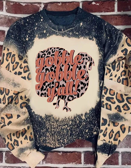 Load image into Gallery viewer, Leopard Round Neck Long Sleeve Sweatshirt
