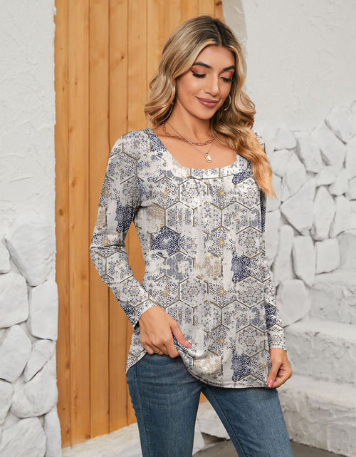 Load image into Gallery viewer, Printed Square Neck Long Sleeve Blouse
