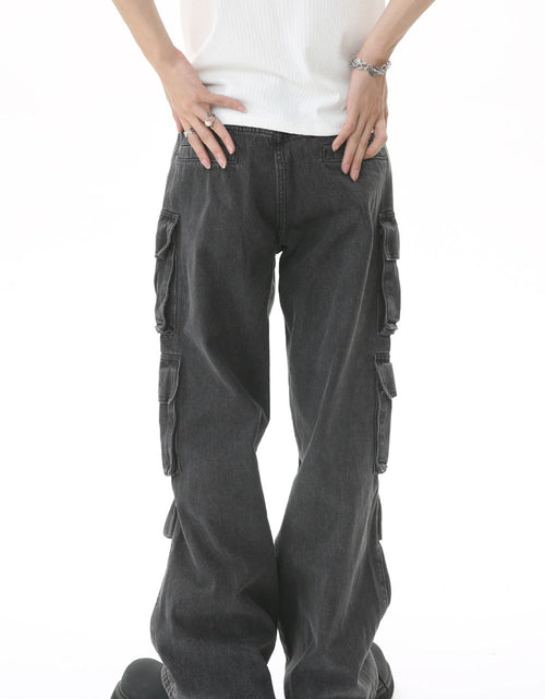 Load image into Gallery viewer, Men's Multi-Pocket Pleated Cargo Jeans
