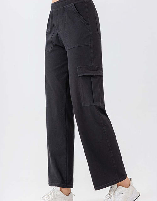 Load image into Gallery viewer, Buttoned Pocketed Long Jeans
