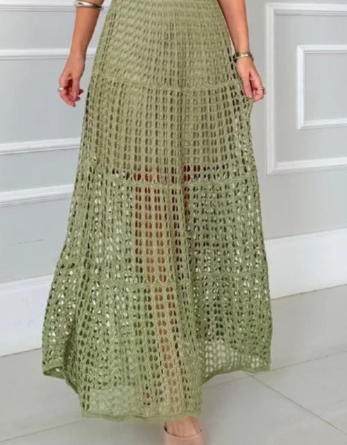 Load image into Gallery viewer, Hollowed-Out Sleeveless Maxi Dress
