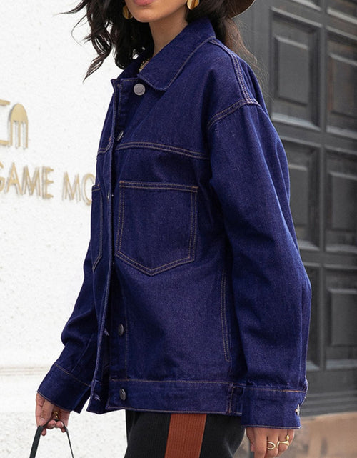 Load image into Gallery viewer, Buttoned Denim Jacket

