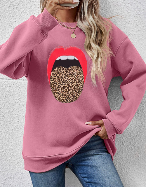 Load image into Gallery viewer, Leopard Lip Graphic Round Neck Sweatshirt
