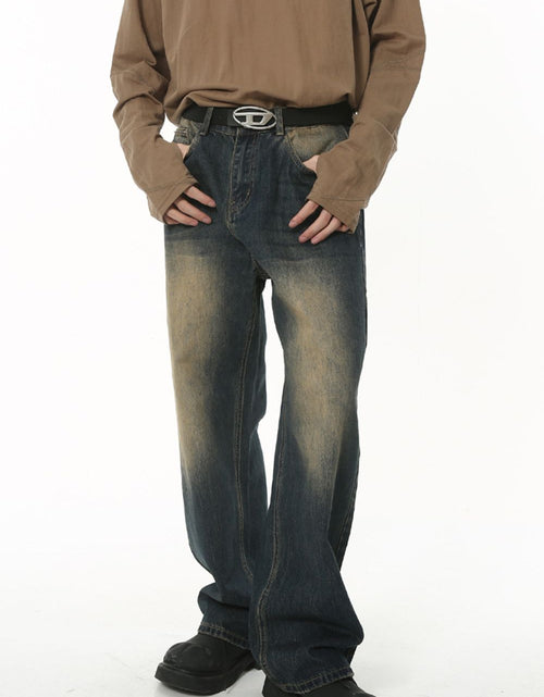 Load image into Gallery viewer, Mid Rise Jeans with Pockets
