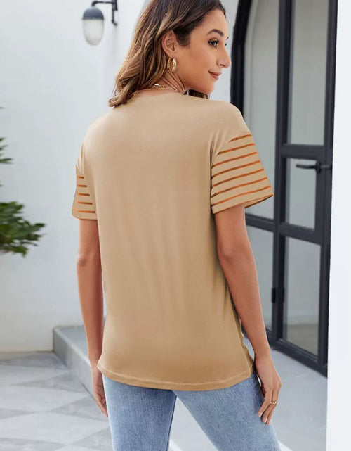 Load image into Gallery viewer, Color Block Round Neck Short Sleeve T-Shirt
