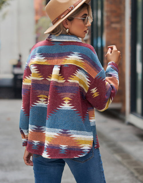 Load image into Gallery viewer, Printed Collared Neck Jacket
