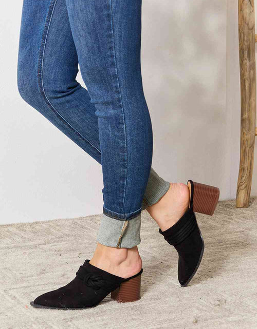 Load image into Gallery viewer, East Lion Corp Pointed-Toe Braided Trim Mules

