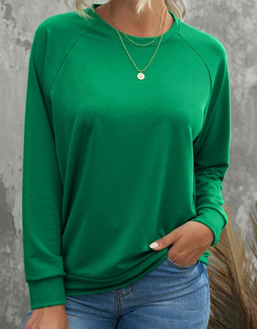 Load image into Gallery viewer, Round Neck Long Sleeve Sweatshirt
