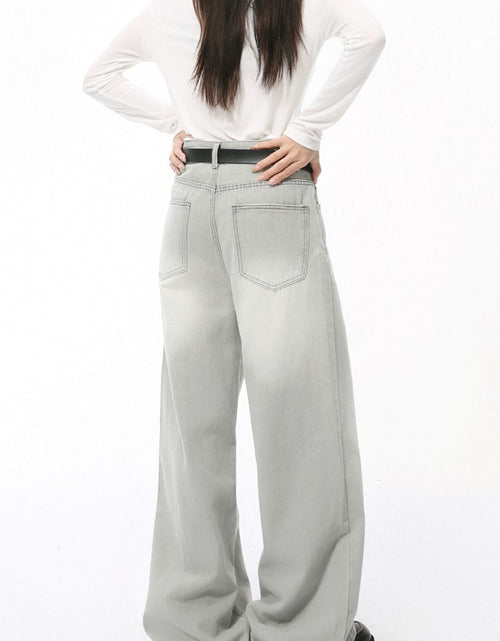 Load image into Gallery viewer, Wide Leg Jeans with Pockets
