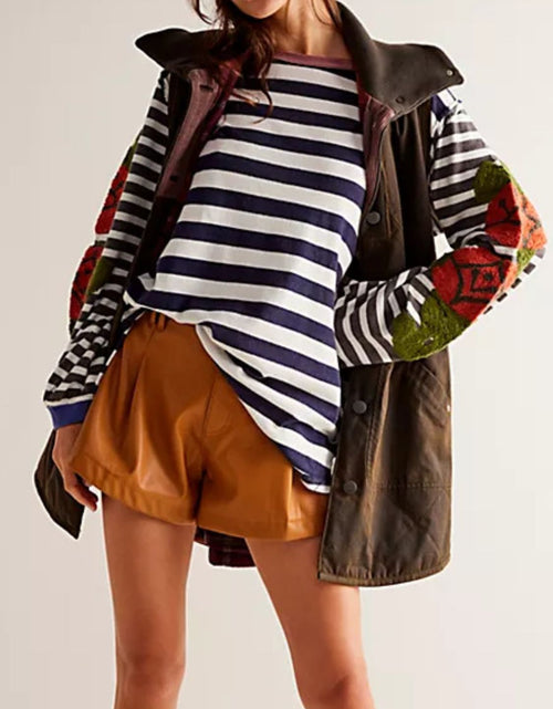 Load image into Gallery viewer, Striped Round Neck Long Sleeve Sweatshirt
