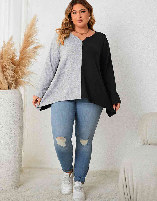 Load image into Gallery viewer, Plus Size Contrast Notched Neck T-Shirt
