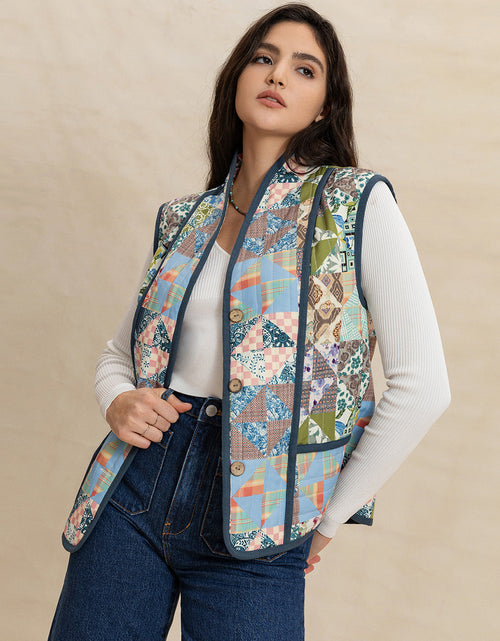 Load image into Gallery viewer, Printed Patchwork Contrast Piping Vest
