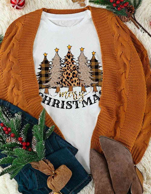 Load image into Gallery viewer, MERRY CHRISTMAS Graphic T-Shirt
