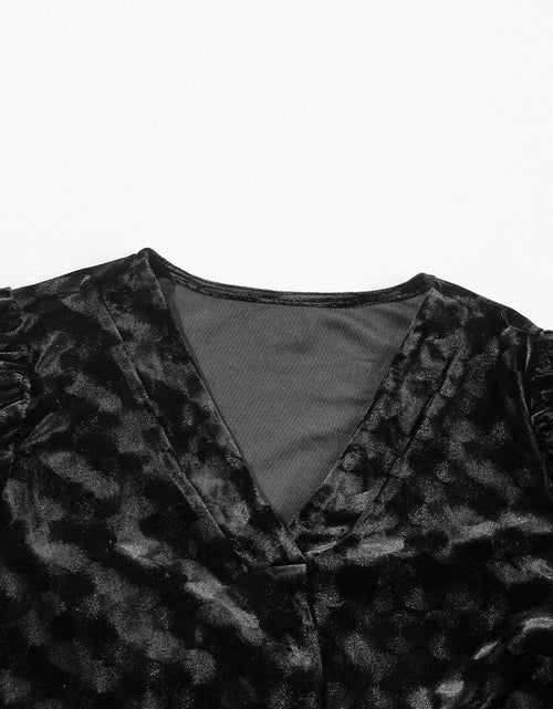 Load image into Gallery viewer, V-Neck Three-Quarter Sleeve Velvet Mini Dress
