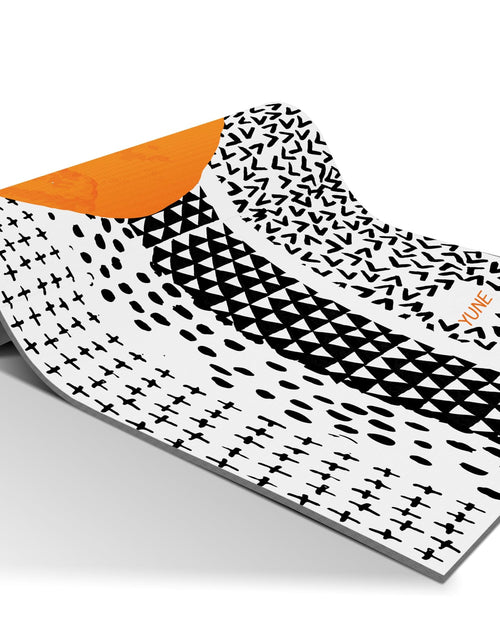 Load image into Gallery viewer, Bowie Trekk Travel Yoga Mat by Yune Yoga
