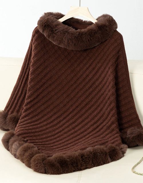 Load image into Gallery viewer, Fuzzy Trim Texture Three-Quarter Sleeve Poncho
