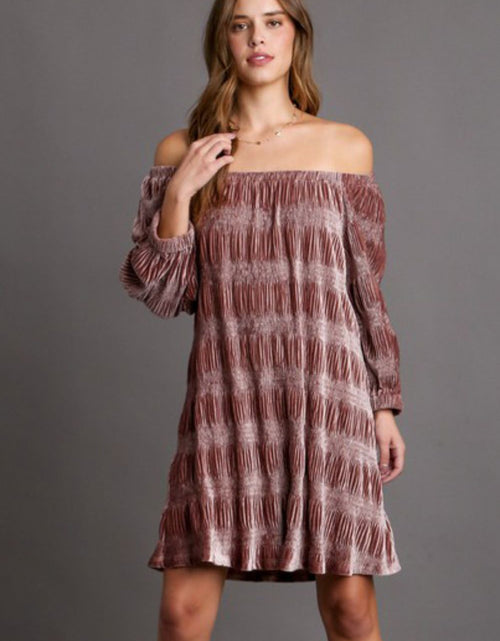 Load image into Gallery viewer, Umgee Off-Shoulder Balloon Sleeve Velvet Mini Dress
