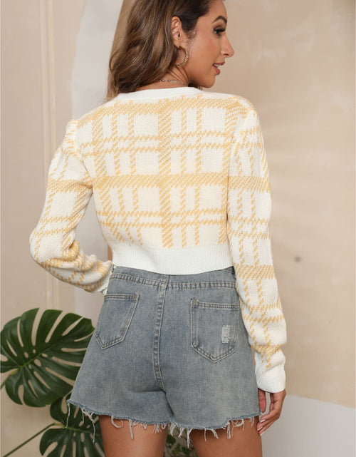 Load image into Gallery viewer, V-Neck Cropped Button-Up Cardigan
